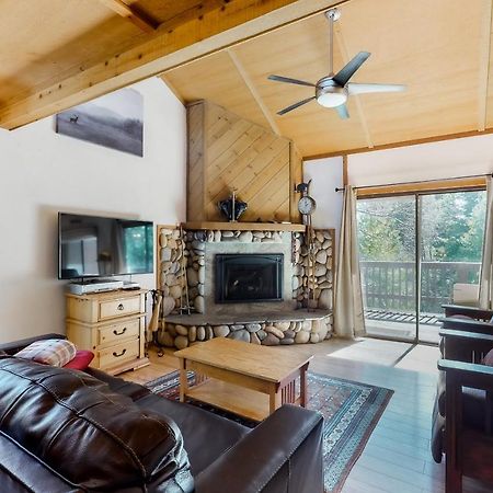 Sierra Swiss Chalet シェイバー・レイク エクステリア 写真